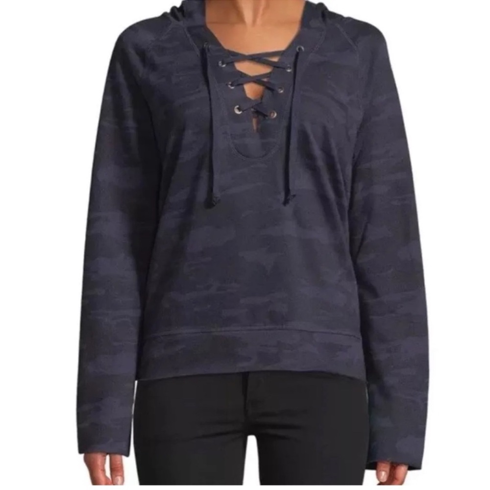 Sanctuary Lace Up Camo Sweatshirt Navy Size Medium